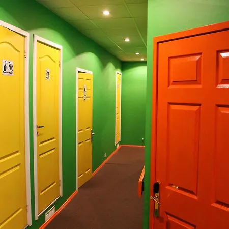 Naughty Squirrel Backpackers Riga