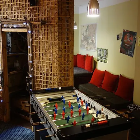 Hostal Naughty Squirrel Backpackers